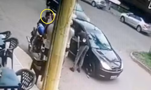 Vo tinh ban chet ban, canh sat tu sat ngay giua duong