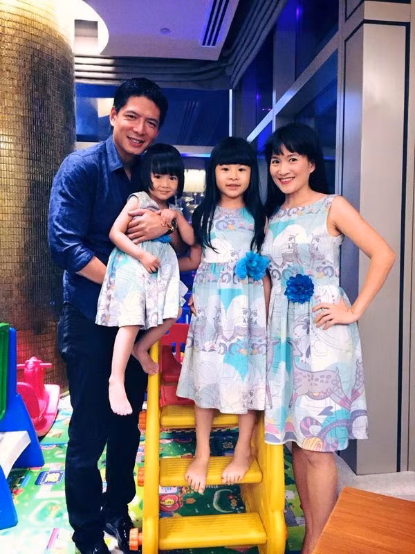 Dù Bình Minh có bị điều tiếng gì, Anh Thơ vẫn luôn biết cách hóa giải thành như không có việc gì xảy ra.