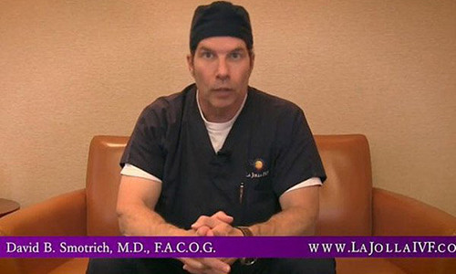 Bo me len lay tinh trung cua con trai da chet de tao chau noi