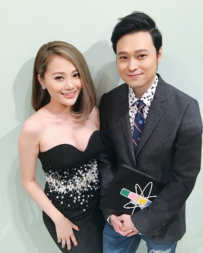 Em gai Quang Vinh tiet lo cuoc song mau hong ben ong xa soai ca