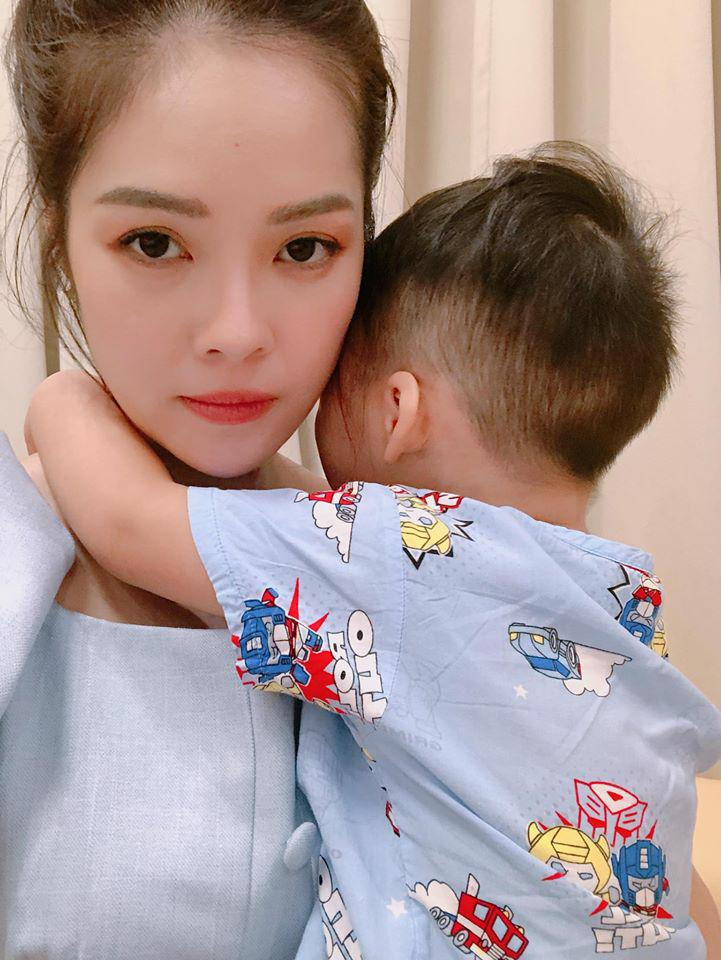 Duong Cam Lynh met moi, xuong sac hau ly hon-Hinh-2