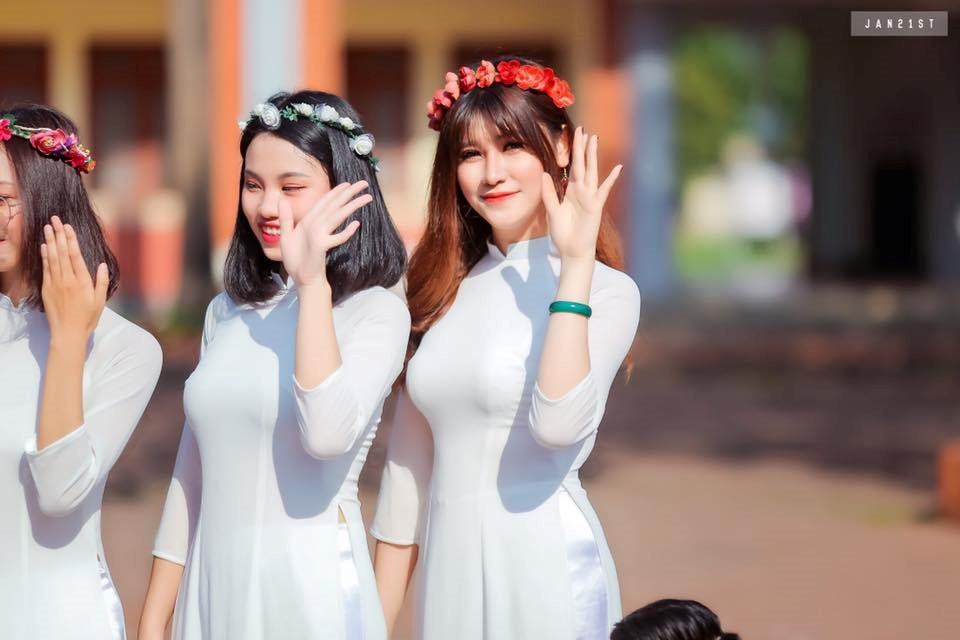 Với kiến thức nền tảng vững chắc, lại thường xuyên ôn thi đội tuyển bộ môn này giúp Bảo Linh vượt qua môn Lịch sử và đạt điểm 10 trong kỳ thi THPT Quốc gia 2018 không quá khó khăn.