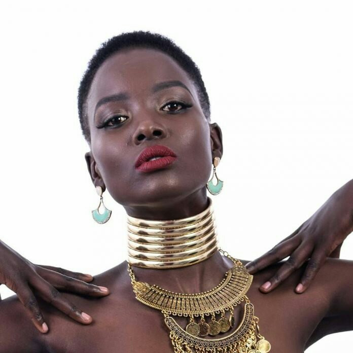 Cô gái sở hữu dung mạo rất cá tính này lọt vào Top 5 - Hoa hậu Thế giới 2017.