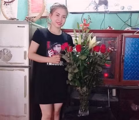 Chị Như - chủ quán cháo trả lại khách 200 triệu đồng bỏ quên (Ảnh Dân trí)