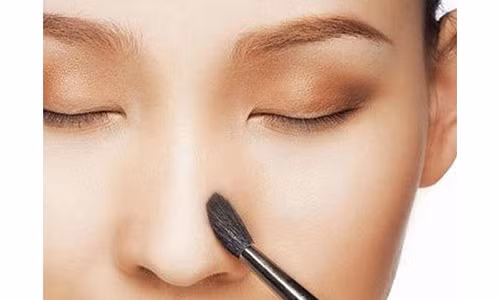 Trào lưu makeup mắt nâu tự nhiên đang lên ngôi thay thế cho những phương pháp makeup Hàn Quốc. Ảnh minh họa.