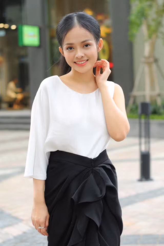 Diễn viên Thanh Trúc chia sẻ, vết thương quá khứ của cô đang dần phục hồi.