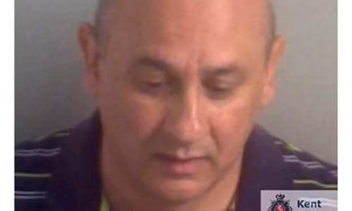 Canh sat dat camera quay len vo cu quan he voi tinh moi