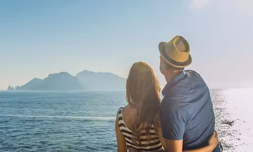 Ban trai di du lich cung ban than khac gioi, lieu co dang tin?