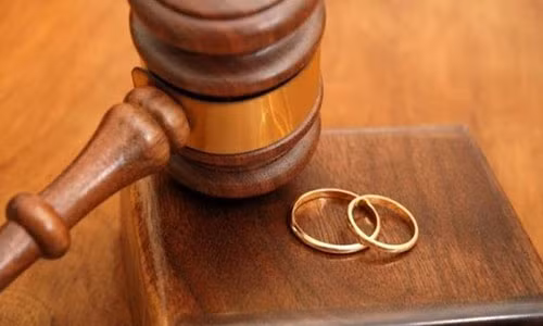 Do chồng quá bủn xỉn, Sameeha đã đâm đơn ly hôn ra tòa sau 40 ngày cưới.