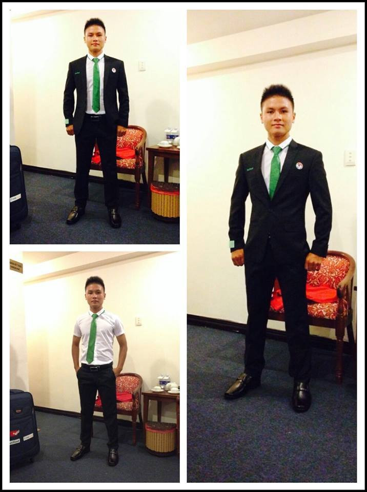 Sở hữu thân hình body vạm vỡ, Quang Hải cũng có lợi thế khi khoác trên mình bộ suit lịch lãm phong cách cổ điển.