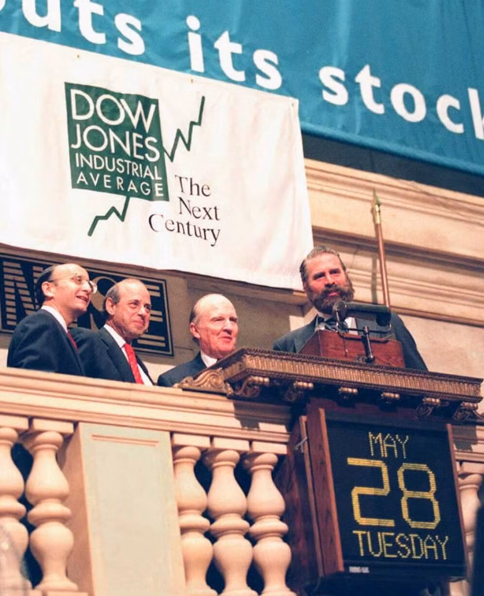 Nhung ong lon tao nen lich su tu 1 ty USD den 1000 ty USD la ai?-Hinh-3