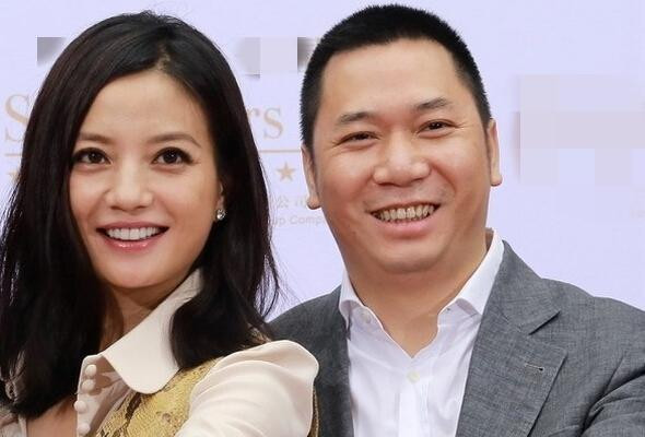 Vo chong Trieu Vy dung chieu 