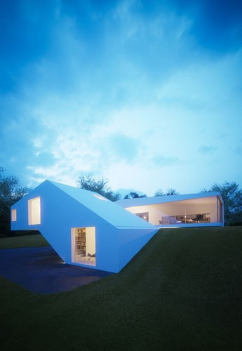 Phòng đọc sách nằm ngay cầu thang ở lối dẫn vào nhà.