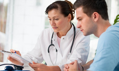 Bác sĩ kết luận tôi hoàn toàn khỏe mạnh, động viên tôi cứ thoải mái tinh thần thì sẽ chóng có con. (Ảnh minh họa)
