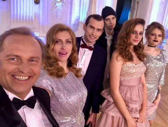 Ông trùm dầu mỏ Konstantin Scherbinin và 5 người con.