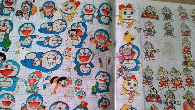 Nhìn Doremon lại nghĩ đến chiếc túi thần kỳ và cậu bạn Nobita ngốc ngếch.