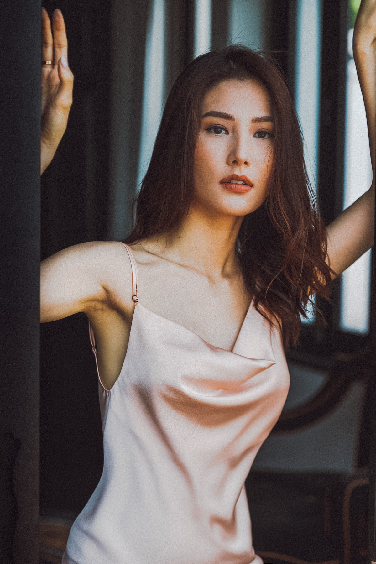 Sở hữu chiều cao 1m65, Diễm My dễ dàng chọn lựa những bộ trang phục khoe được lợi thế ngoại hình.