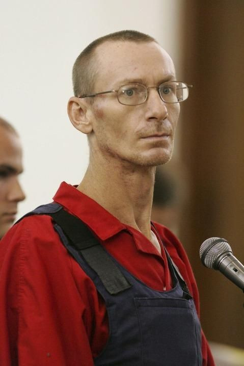 Nghi phạm đã bắt cóc cô bé.