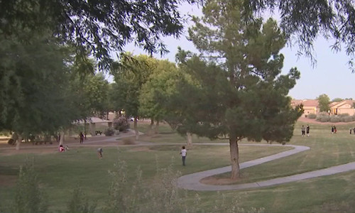 Be gai 10 tuoi thoat 