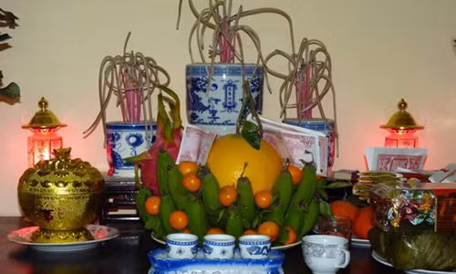 Cach dat bat huong tren ban tho gia tien dung nhat