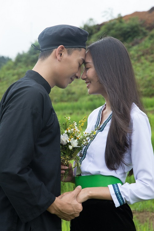 Kham pha chuyen tinh cua cap doi co duyen tu 