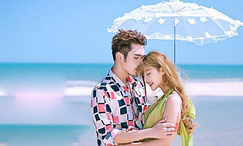 Ban gai tre con hay nhong nheo lam toi phat met