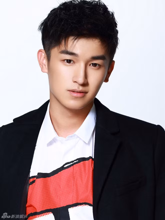 Tài tử trẻ bị cáo buộc có lối sống ăn chơi.