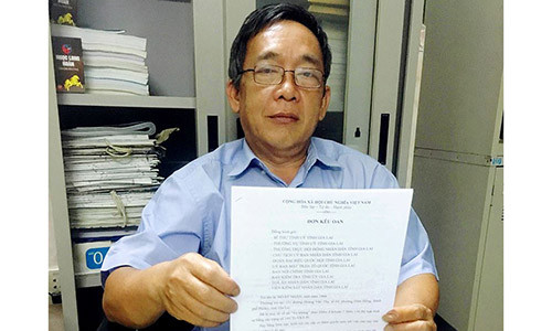 Bị cáo Hồ Sỹ Nhân với đơn kêu oan.