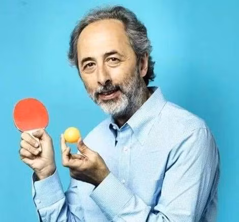 Flying Tiger là một thương hiệu đồ đồng giá thuộc sở hữu của Lennart Lajboschitz, nhà sáng lập người Do Thái.