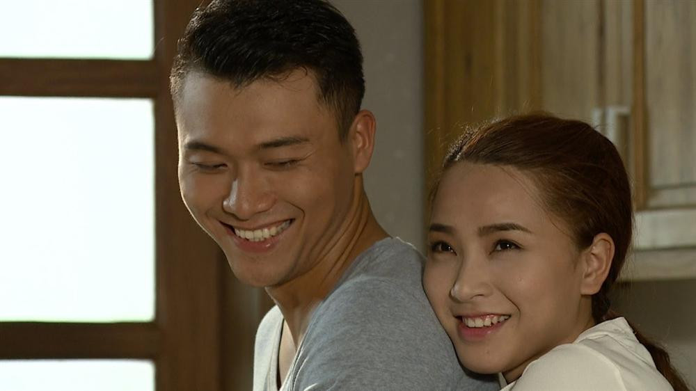 Hai Bang gap kho khan khi dien canh yeu duong cung trai tre-Hinh-2