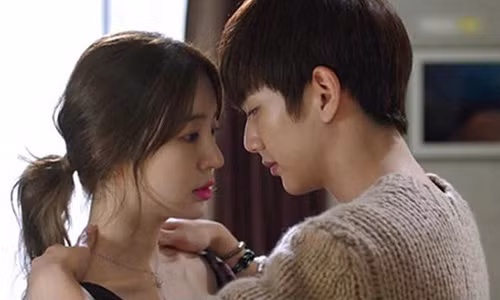 Dù đã dùng mọi lý lẽ, nhưng tình yêu mà, biết nói sao khi lúc đó Ngọc chỉ muốn làm theo những gì con tim mách bảo. (Ảnh minh họa)