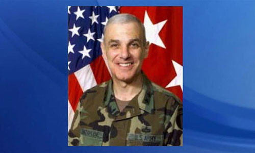 Con gai tuong ve huu My to bi cha lam dung nhieu nam