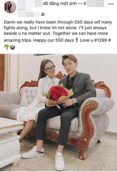 Mới đây, mạng xã hội bất ngờ lan truyền những hình ảnh được cho là của Hoàng Yến Chibi và bạn trai “giấu mặt”. Theo đó, cả hai đã hẹn hò gần 2 năm, thường xuyên đi du lịch cùng nhau mỗi khi có thời gian rảnh. Dù công khai gọi nhau bằng danh xưng thân mật như “vợ”, “chồng” nhưng những bình luận này chỉ giới hạn trong các bài đăng cài đặt chế độ bạn bè trên trang cá nhân của người yêu “Hiểu Phương” Tháng năm rực rỡ.