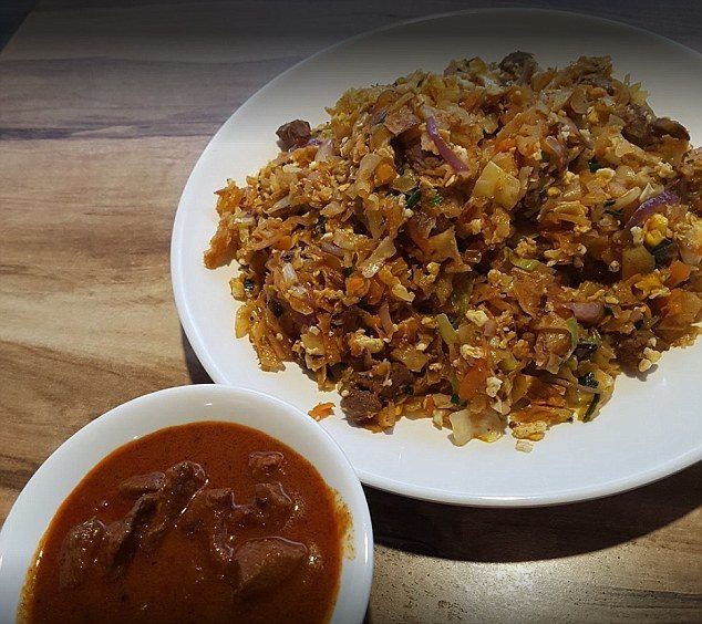 Nha hang cho khach an thuc pham cho meo bi phat 320 trieu