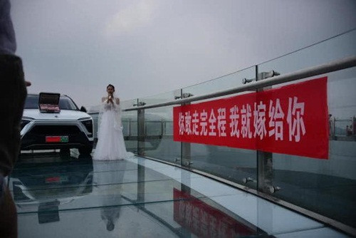 Thach thuc ban trai qua da, co gai nhan cai ket dang