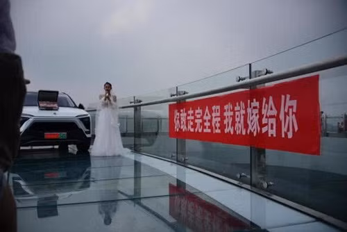 Thach thuc ban trai qua da, co gai nhan cai ket dang