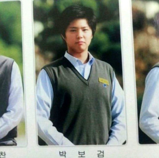 Có ai ngờ rằng mỹ nam "hoa gặp hoa nở, người gặp người yêu" này đã từng là một cậu bé má phính cơ chứ.