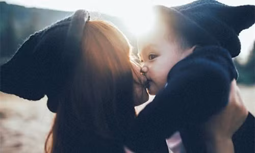 Khi lấy chồng và sinh được con trai thì cuộc đời con giáp này càng tốt đẹp và rực rỡ hơn - Ảnh minh họa: Internet