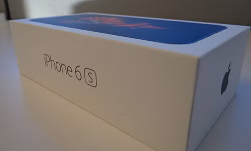 iPhone tân trang có thể được bán chính thức từ Apple, hưởng chế độ bảo hành đầy đủ. iPhone tân trang có thể được bán chính thức từ Apple, hưởng chế độ bảo hành đầy đủ.