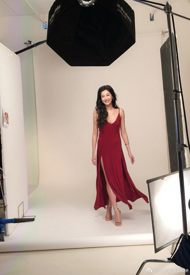 Ngô Trác Lâm chủ động nhắn tin cho mẹ sau khi thấy ảnh quảng cáo.