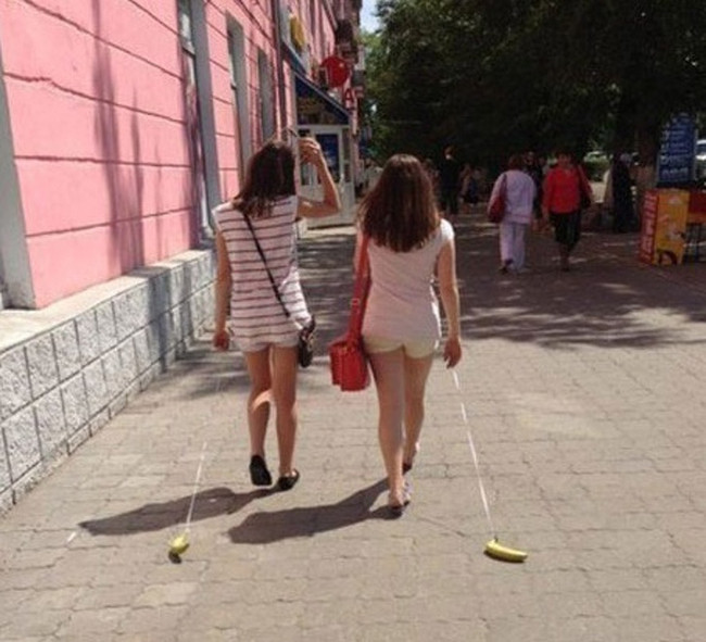 Trào lưu thú cưng mới của chị em là chuối.