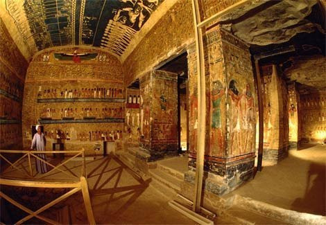 Bi an cai chet cua nhung nguoi “dung” vao lang mo cac Pharaong