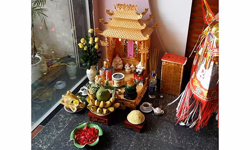 Bàn thờ Thần tài. (Ảnh minh họa)