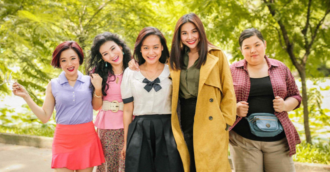 Thanh Hằng (áo vàng) trong nhóm Ngựa Hoang của phim Tháng năm rực rỡ.