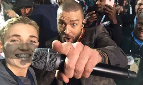 Bức ảnh giúp Ryan McKenna trở nên nổi tiếng. Nguồn: Twin Cities.