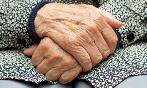 Yeu rau xanh 25 tuoi bi bat vi ham hiep cu ba 74