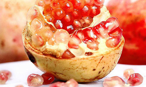 Đừng bao giờ quên lựu, loại quả này còn hơn cả “thuốc tiên” đối với mỗi người con gái.