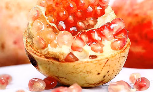 Đừng bao giờ quên lựu, loại quả này còn hơn cả “thuốc tiên” đối với mỗi người con gái.