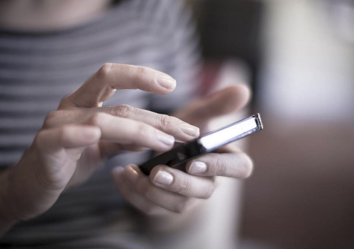 Người sử dụng có thể theo dõi thông tin qua phần mềm cài đặt trên điện thoại.