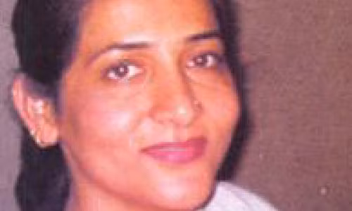 Chong ao giac cuong sat vo truoc mat con